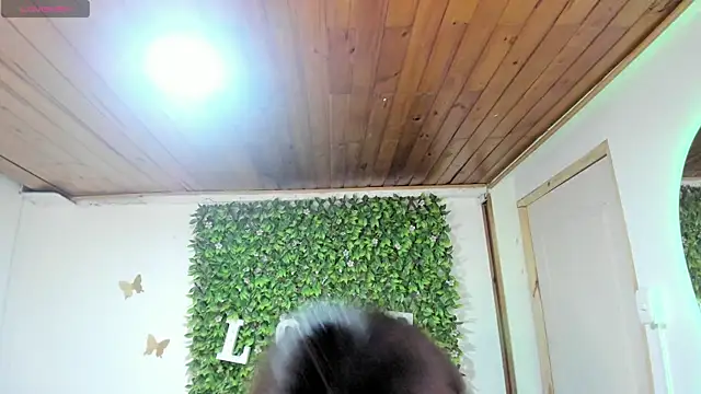 Snapshot of Enma__clark chatting on 12-15-24, 04:07 Enma clark online show from 12-15-24, 04:07