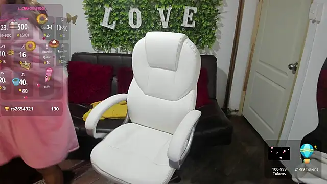 Snapshot of Enma__clark chatting on 01-18-25, 07:28 Enma clark online show from 01-18-25, 07:28