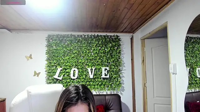 Snapshot of Enma__clark chatting on 03-10-25, 07:07 Enma clark online show from 03-10-25, 07:07