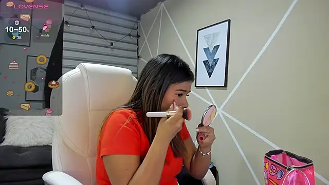 Snapshot of Enma__clark chatting on 09-26-25, 04:27 Enma clark online show from 09-26-25, 04:27