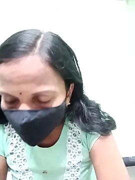 Snapshot of Rama-Telugu chatting on 03-02-25, 04:32 Rama-Telugu online show from 03-02-25, 04:32