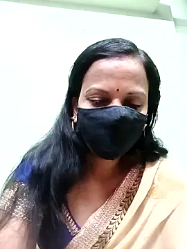 Snapshot of Rama-Telugu chatting on 03-06-25, 09:09 Rama-Telugu online show from 03-06-25, 09:09