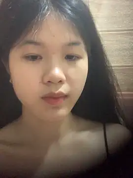 Snapshot of jenny5869 chatting on 05-16-26, 05:37 jenny5869 online show from 05-16-26, 05:37