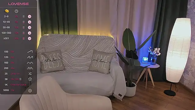 Snapshot of annacooleman chatting on 12-12-24, 08:57 annacooleman online show from 12-12-24, 08:57