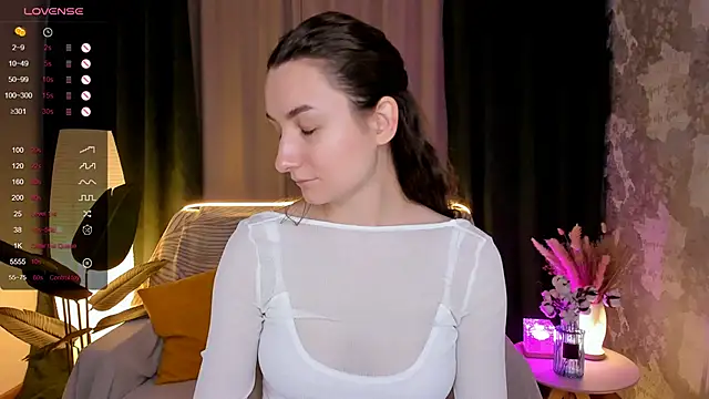 Snapshot of annacooleman chatting on 11-30-25, 07:01 annacooleman online show from 11-30-25, 07:01