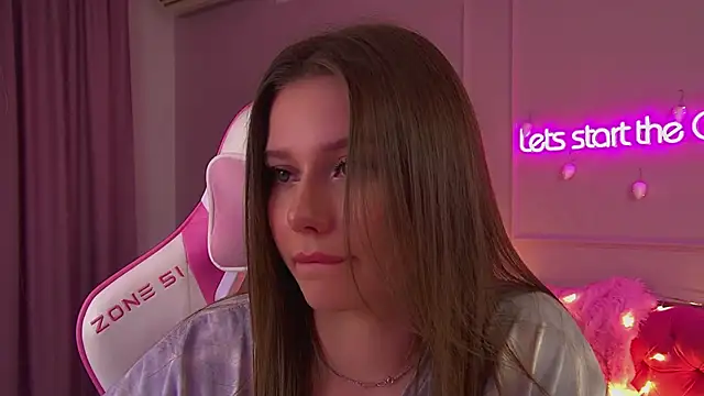 DianaVert online show from 11-30-25, 06:45