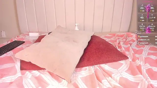 Snapshot of julieta_flower chatting on 01-30-25, 07:26 julieta flower online show from 01-30-25, 07:26