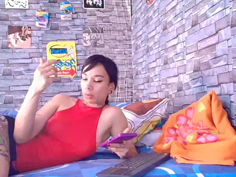 Lady Godss online show from 12-17-25, 09:32