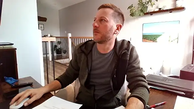 Bigdicktrav902 online show from 04-13-26, 12:21