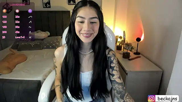 Beck jones online show from 09-18-25, 01:46