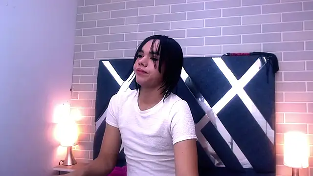 AndreaGil  online show from 02-15-25, 11:39