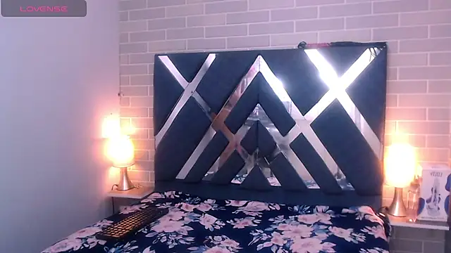 AndreaGil  online show from 03-04-25, 07:32