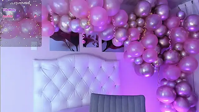 ellarosee  online show from 03-13-25, 10:43