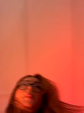 Snapshot of SweetJennaa chatting on 10-17-25, 04:48 SweetJennaa online show from 10-17-25, 04:48