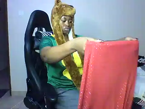 Candii wet  online show from 02-15-26, 03:31