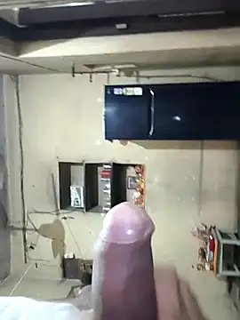 PRIYANHUxh online show from 12-16-25, 08:41