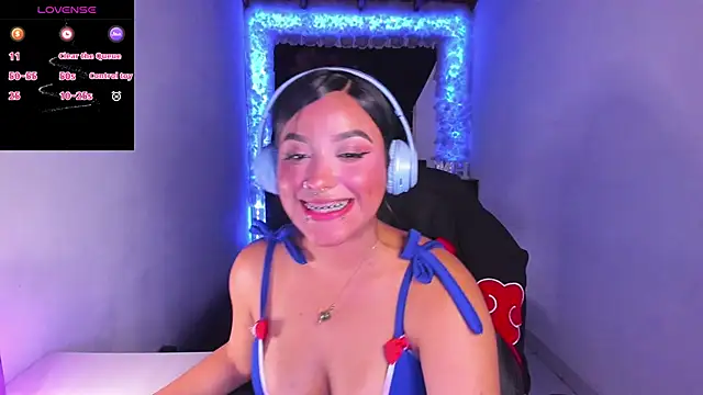 Snapshot of Mariana_Hasper_ chatting on 12-10-24, 04:02 Mariana Hasper online show from 12-10-24, 04:02