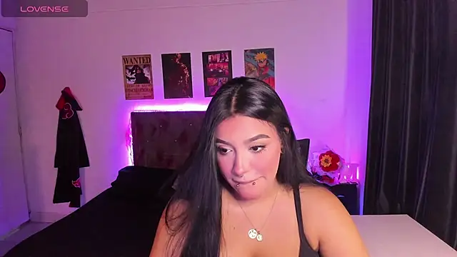 Snapshot of Mariana_Hasper_ chatting on 10-10-25, 08:57 Mariana Hasper online show from 10-10-25, 08:57