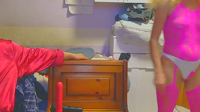 couplemilf2 online show from 01-05-25, 09:14