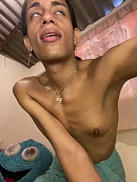 Snapshot of AlexaWarner chatting on 02-21-26, 04:08 AlexaWarner online show from 02-21-26, 04:08