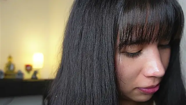 AlessiaVix online show from 12-31-24, 09:17