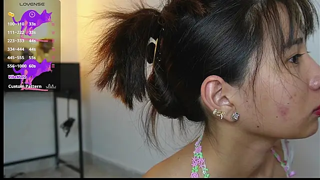 AlessiaVix online show from 02-28-25, 05:04