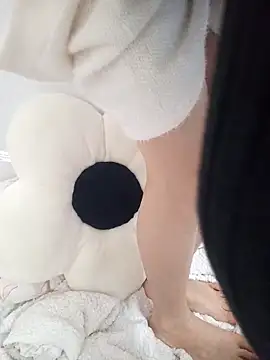 Snapshot of Lovely_kute chatting on 01-09-25, 07:18 Lovely kute online show from 01-09-25, 07:18