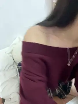 Snapshot of Lovely_kute chatting on 03-02-25, 04:39 Lovely kute online show from 03-02-25, 04:39