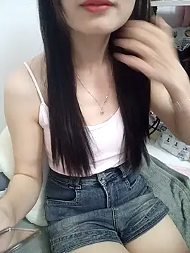 Snapshot of Lovely_kute chatting on 03-16-25, 03:39 Lovely kute online show from 03-16-25, 03:39