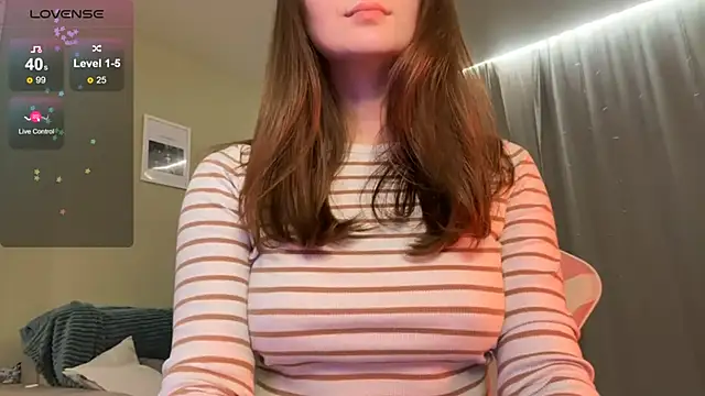 Snapshot of Eva_Eva_ chatting on 02-05-25, 01:47 Eva Eva online show from 02-05-25, 01:47