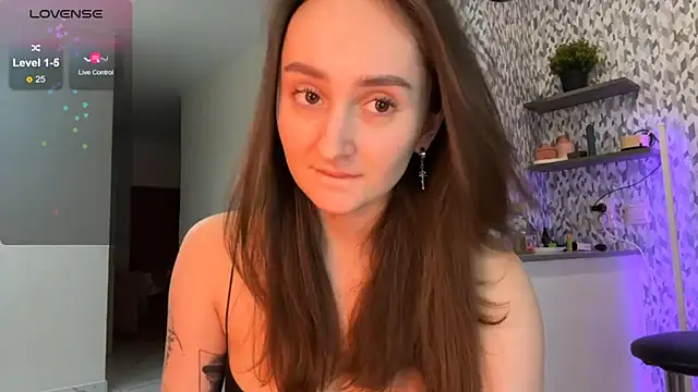 Snapshot of Eva_Eva_ chatting on 03-03-25, 09:37 Eva Eva online show from 03-03-25, 09:37