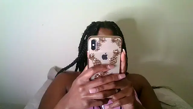 Snapshot of CaramelGoddessxoxo chatting on 07-16-26, 10:16 CaramelGoddessxoxo online show from 07-16-26, 10:16