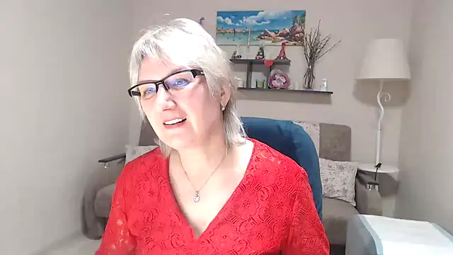 FleurMays online show from 04-11-26, 10:30