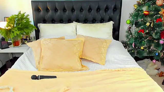 Goddess Squirt  online show from 01-14-26, 05:57