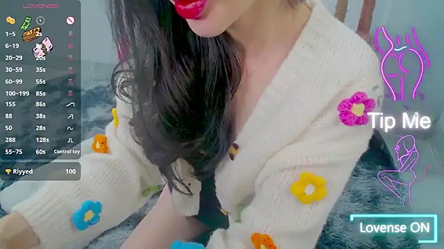 Snapshot of Chinhh9-9 chatting on 02-09-25, 03:53 Chinhh9-9 online show from 02-09-25, 03:53