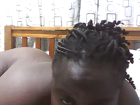 Snapshot of Hotwife8 chatting on 11-01-25, 07:16 Hotwife8 online show from 11-01-25, 07:16