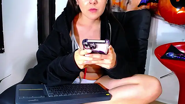 Megan sexy18 online show from 10-10-25, 04:11