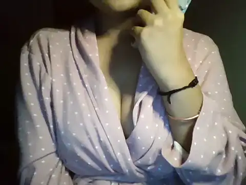 MakeMeCumAhh online show from 04-13-26, 06:46