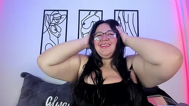 RubyPirsso18 online show from 03-06-25, 07:21