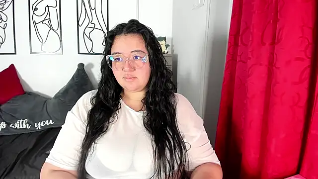 RubyPirsso18 online show from 05-12-26, 08:39