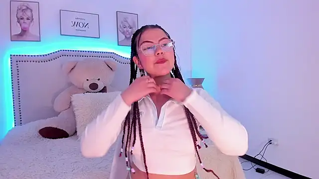 Snapshot of Eva_lenox chatting on 01-07-25, 05:33 Eva lenox online show from 01-07-25, 05:33