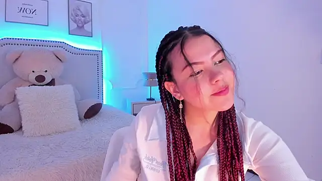 Snapshot of Eva_lenox chatting on 01-07-25, 08:34 Eva lenox online show from 01-07-25, 08:34