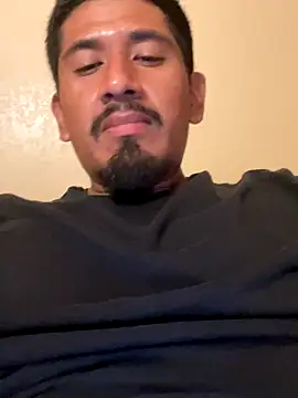 Snapshot of twohightwonut805 chatting on 11-06-25, 07:26 twohightwonut805 online show from 11-06-25, 07:26