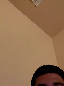 Snapshot of twohightwonut805 chatting on 01-17-26, 05:23 twohightwonut805 online show from 01-17-26, 05:23