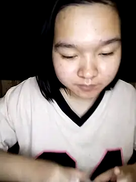 Snapshot of Thomgdee chatting on 02-23-25, 07:11 Thomgdee online show from 02-23-25, 07:11