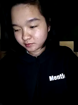 Snapshot of Thomgdee chatting on 03-09-25, 09:35 Thomgdee online show from 03-09-25, 09:35