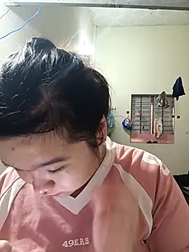 Snapshot of Thomgdee chatting on 10-10-25, 12:31 Thomgdee online show from 10-10-25, 12:31