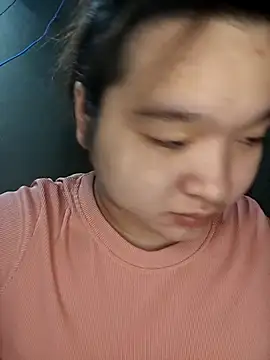 Snapshot of Thomgdee chatting on 10-11-25, 12:54 Thomgdee online show from 10-11-25, 12:54