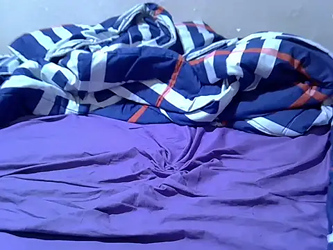 Just Karu online show from 12-15-25, 09:46