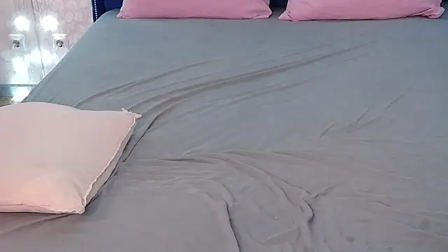 Snapshot of Evapeach_ chatting on 12-07-24, 12:52 Evapeach online show from 12-07-24, 12:52